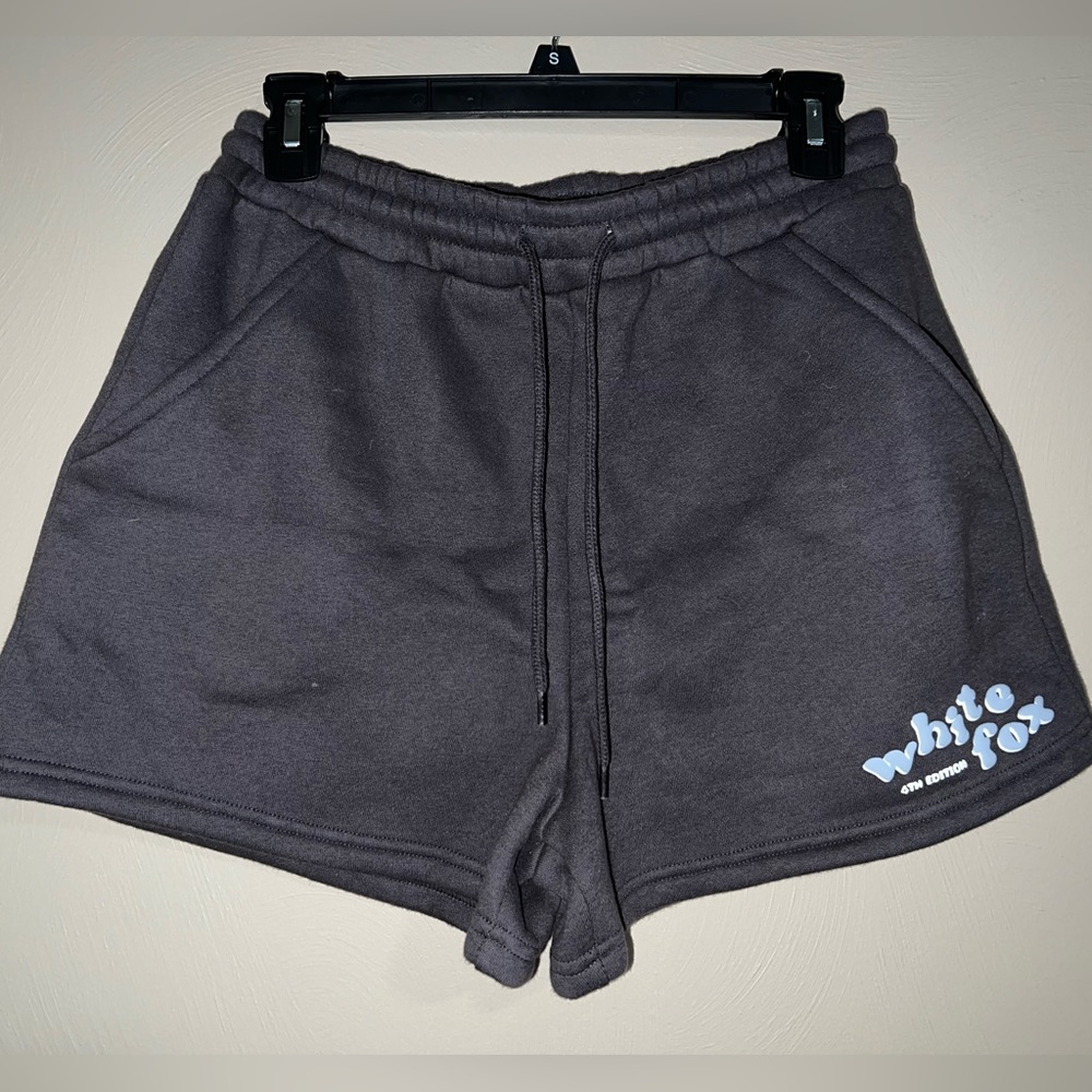 White fox nwt small shorts